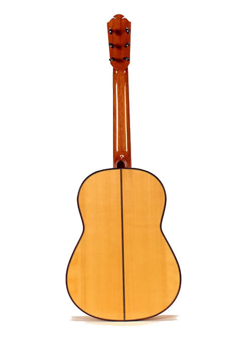 Neck: Brazilian Mahogany | Heads: Traditional peghead